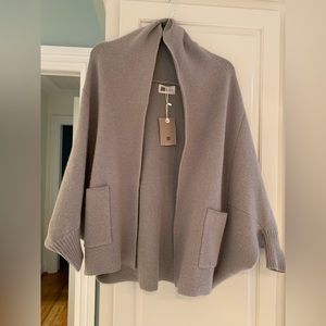 Look by M New York shawl vest sleeves with pockets